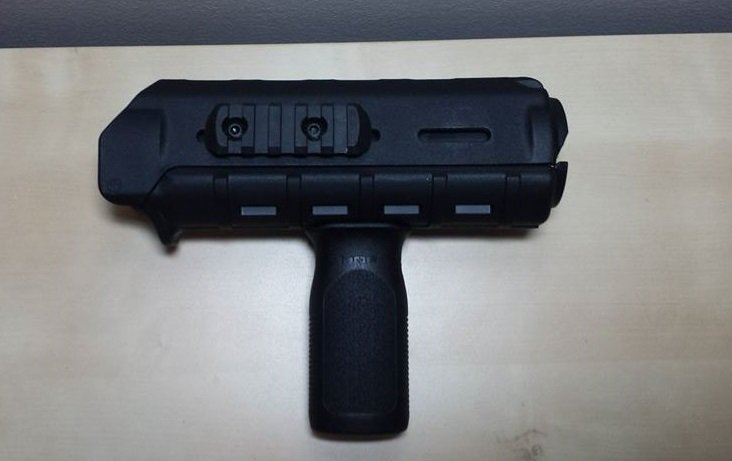 Magpul Carbine Handguard with Vertical grip and Rail