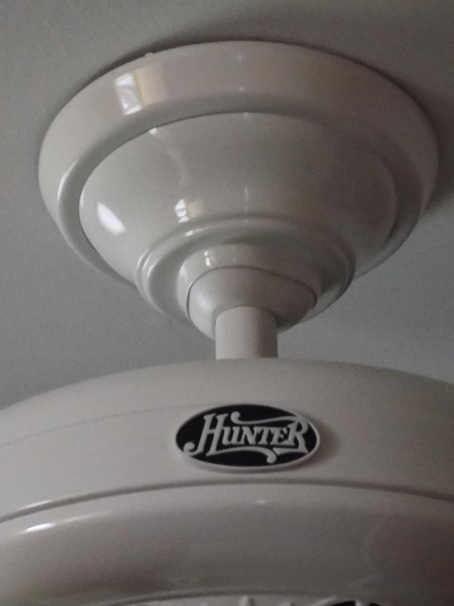 2 white Hunter ceiling fans 5 blade 46"