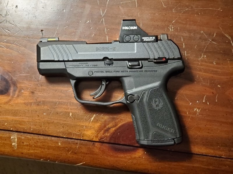 Ruger max9 with Holosun 507K