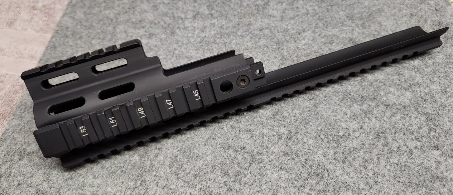 Midwest Industries Quad Rail Forend Extension FN SCAR 16S, 17S Black