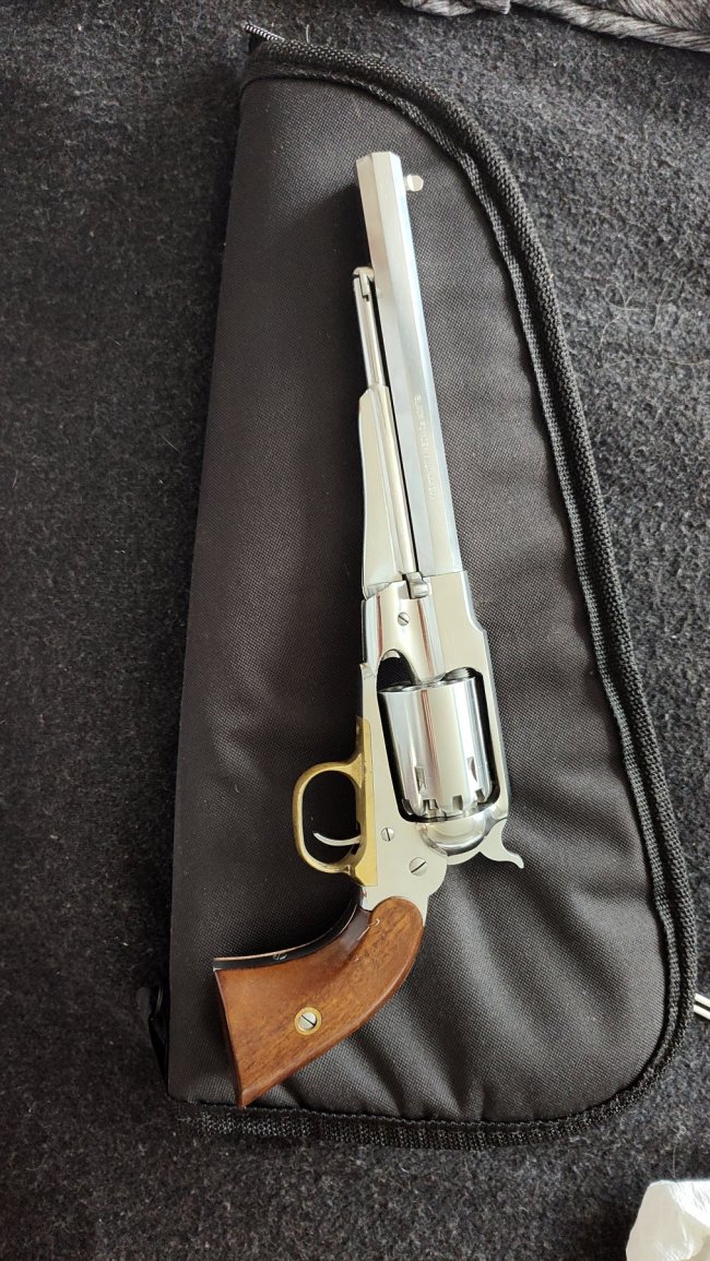 Pietta Model 1858 New Army Old Silver .44-Cal. Black-Powder Revolver