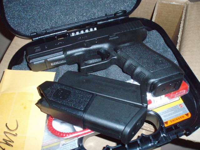 Glock 21SF (2).JPG